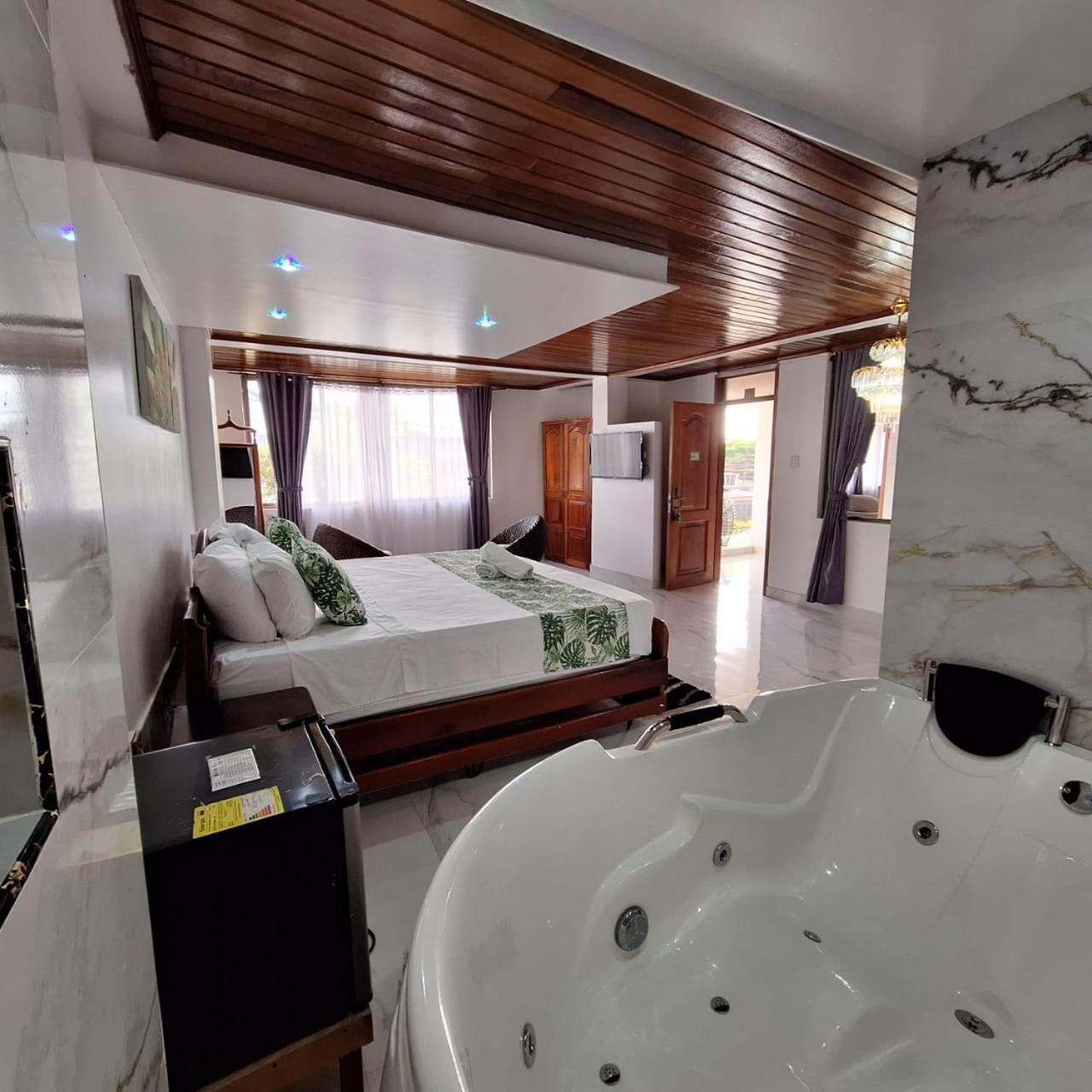 Hotel Yurupary Amazonas Летисия Экстерьер фото